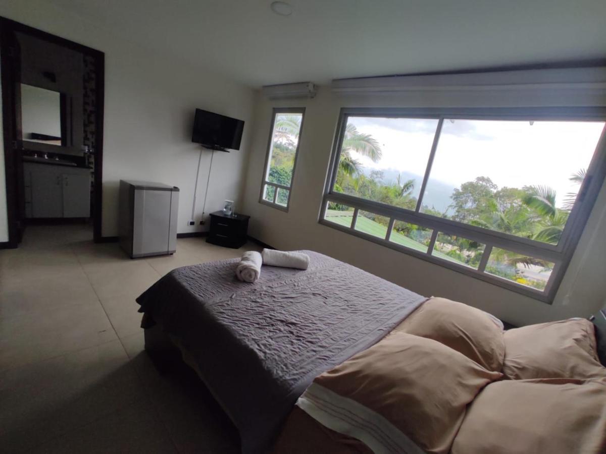 Habitacion Privada En Finca Turistica Hualcala ラ・メサ エクステリア 写真